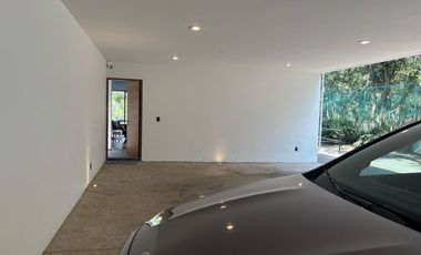 Venta de Casa en Fraccionamiento Hacienda de Valle Escondido, Atizapan