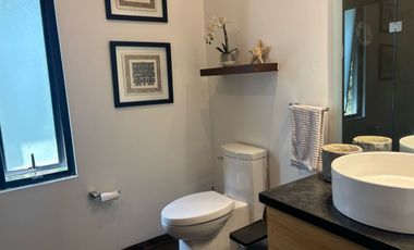 Venta de Casa en Fraccionamiento Hacienda de Valle Escondido, Atizapan