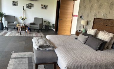 Venta de Casa en Fraccionamiento Hacienda de Valle Escondido, Atizapan