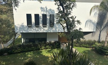 Venta de Casa en Fraccionamiento Hacienda de Valle Escondido, Atizapan