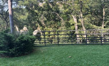 Venta de Casa en Fraccionamiento Hacienda de Valle Escondido, Atizapan