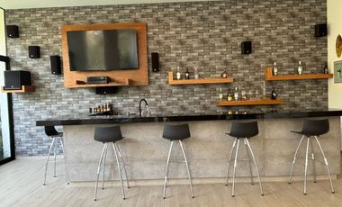 Venta de Casa en Fraccionamiento Hacienda de Valle Escondido, Atizapan