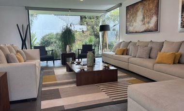 Venta de Casa en Fraccionamiento Hacienda de Valle Escondido, Atizapan