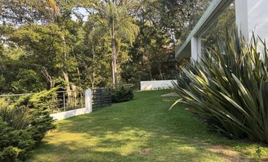 Venta de Casa en Fraccionamiento Hacienda de Valle Escondido, Atizapan