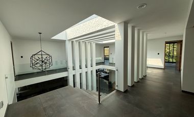 Venta de Casa en Fraccionamiento Hacienda de Valle Escondido, Atizapan