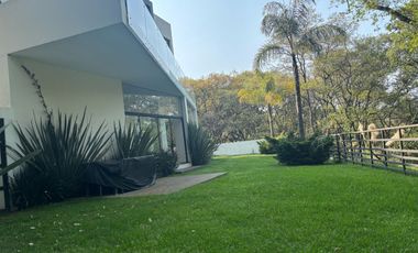 Venta de Casa en Fraccionamiento Hacienda de Valle Escondido, Atizapan