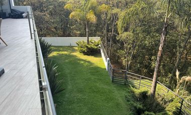 Venta de Casa en Fraccionamiento Hacienda de Valle Escondido, Atizapan