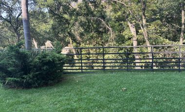 Venta de Casa en Fraccionamiento Hacienda de Valle Escondido, Atizapan