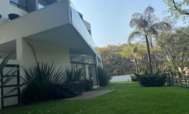 Venta de Casa en Fraccionamiento Hacienda de Valle Escondido, Atizapan