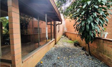 ARRIENDO CASA EN LA ESTRELLA SECTOR SURAMERICA