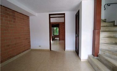 ARRIENDO CASA EN LA ESTRELLA SECTOR SURAMERICA