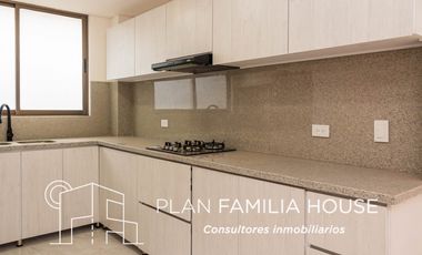 ESPECTACULAR CASA EN VENTA EN CAJICA