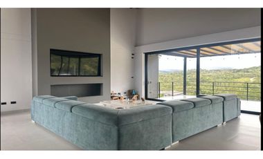 Casa en Arriendo en El Retiro