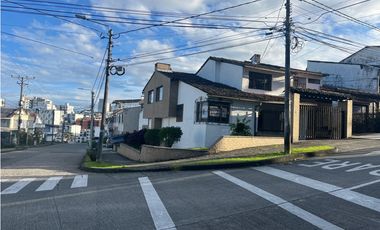 Tremenda Casa Esquinera en Arriendo Palermo, Manizales