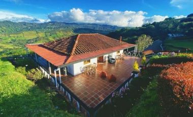 se vende espectacular finca de 24.000 mtrs en Guatavita zona exclusiva