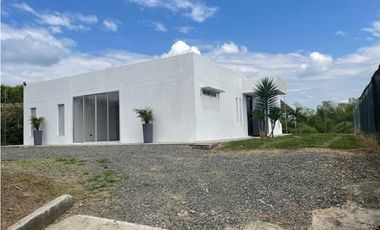 SEVENDE CASA CAMPESTRE CERCA ALCALA CERCA PARQUE DEL CAFE