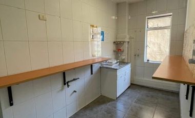 Oficina en arriendo Metro Moneda
