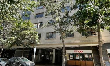 Oficina en arriendo Metro Moneda