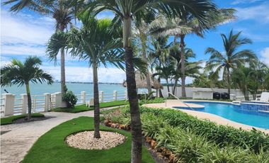 Beach Front 4 Bed Condo - Biltmore