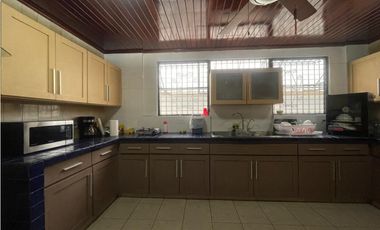 VENTA DE CASA EN DOS MARES - BETANIA