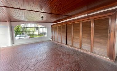 VENTA DE CASA EN DOS MARES - BETANIA