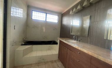 VENTA DE CASA EN DOS MARES - BETANIA