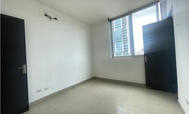 SEA CONFIABLE VENDE REMATE BANCARIO PH MIDPARK 2 RECAMARAS