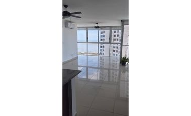 Alquiló coco de el mar