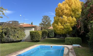 Venta de casa en Chacras de Coria