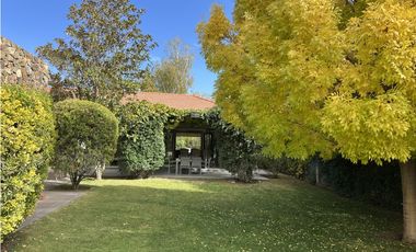 Venta de casa en Chacras de Coria