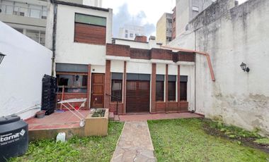 CASA EN ALQUILER CON DESTINO COMERCIAL, LA PLATA.