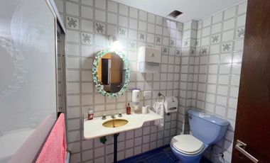 CASA EN ALQUILER CON DESTINO COMERCIAL, LA PLATA.