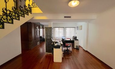 CASA EN ALQUILER CON DESTINO COMERCIAL, LA PLATA.