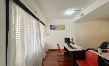 CASA EN ALQUILER CON DESTINO COMERCIAL, LA PLATA.