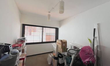 CASA EN ALQUILER CON DESTINO COMERCIAL, LA PLATA.