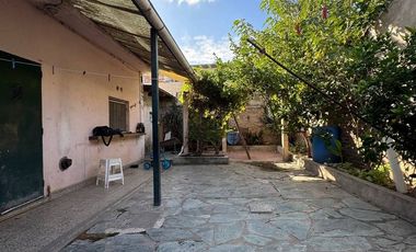 VENTA CASA 6 AMB.- MULTIFAMILIAR + PH INDEPENDIENT