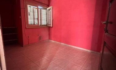VENTA CASA 6 AMB.- MULTIFAMILIAR + PH INDEPENDIENT