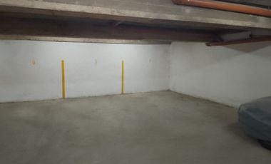 Cochera cubierta en Venta en La Plata