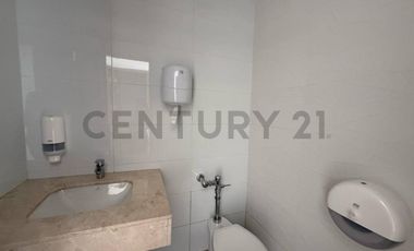 Alquiler de Local Comercial con Rooftop Sector Mall del Sol