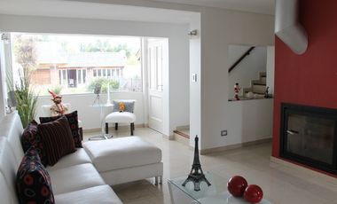 Chalet en alquiler en Castelar Sur