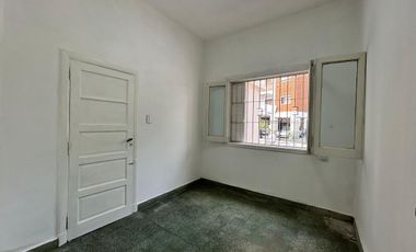 ALQUILER CASA 3 AMBIENTES TEMPERLEY