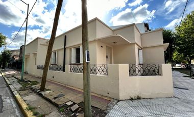 ALQUILER CASA 3 AMBIENTES TEMPERLEY