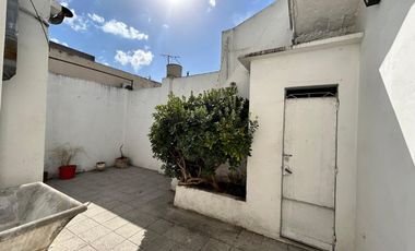 ALQUILER CASA 3 AMBIENTES TEMPERLEY