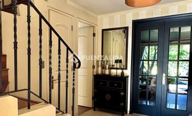 Casa en Venta en Calle Montano 3800