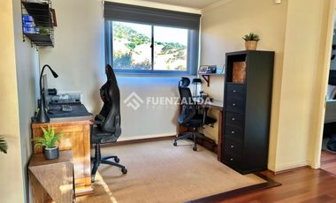 Casa en Venta en Calle Montano 3800