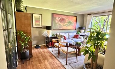 Casa en Venta en Calle Montano 3800