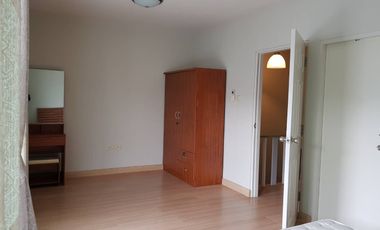 Townhome 2 story Near ACIS School and City