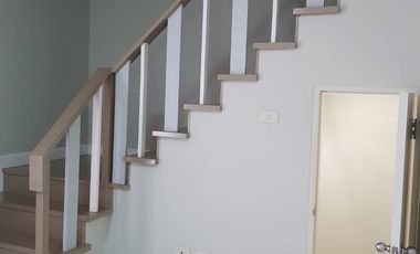 Townhome 2 story Near ACIS School and City