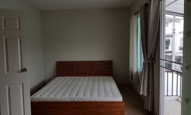 Townhome 2 story Near ACIS School and City