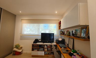 Casa con pileta en Santa Guadalupe Pilar del Este